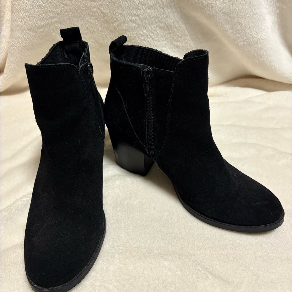 Crown Vintage Black Ankle Booties